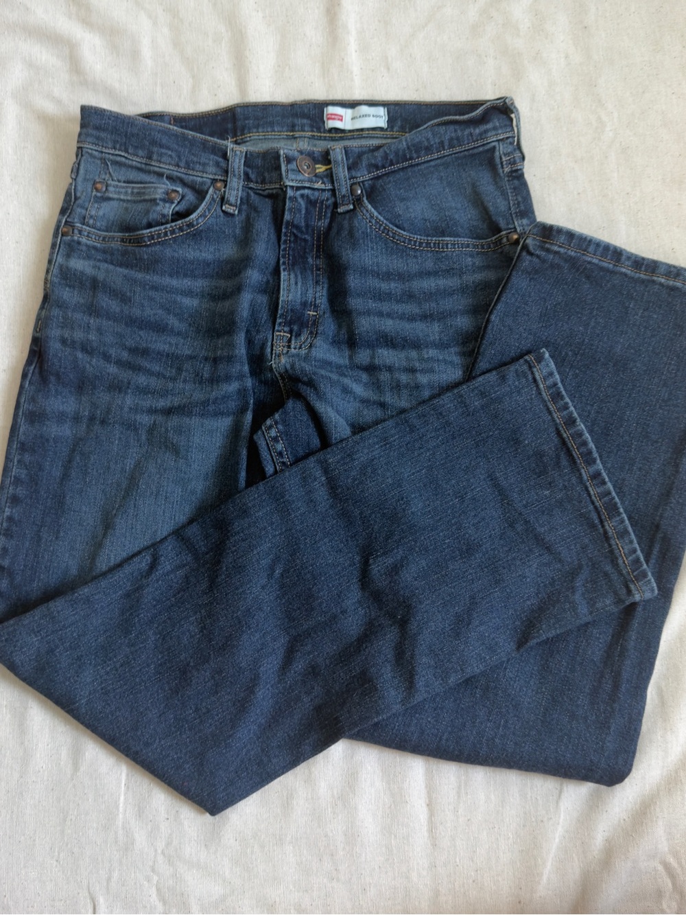 Wrangler Men's Dark Blue Straight Leg Jeans